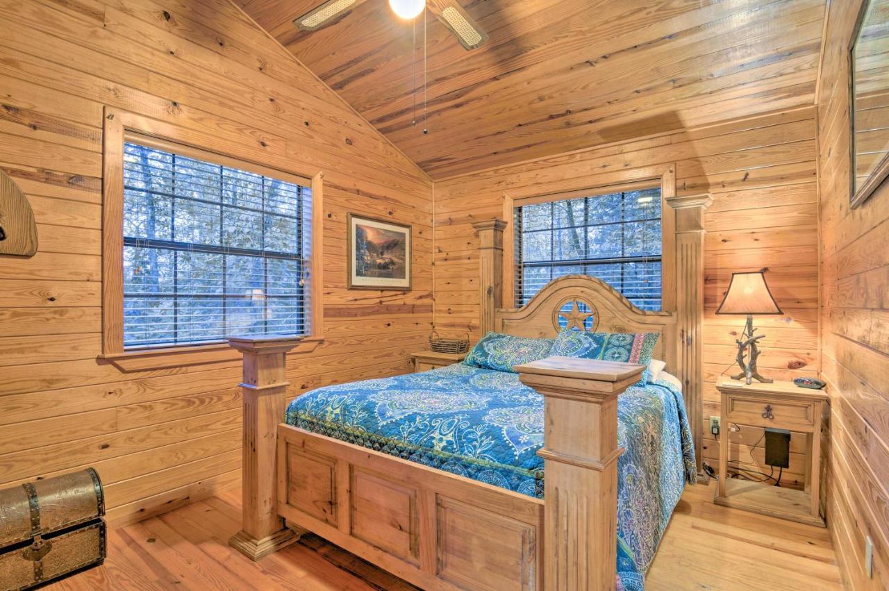 Hochatown Hideaway With Hot Tub, Grill And Fire Pit! Villa Stephens Gap Екстериор снимка