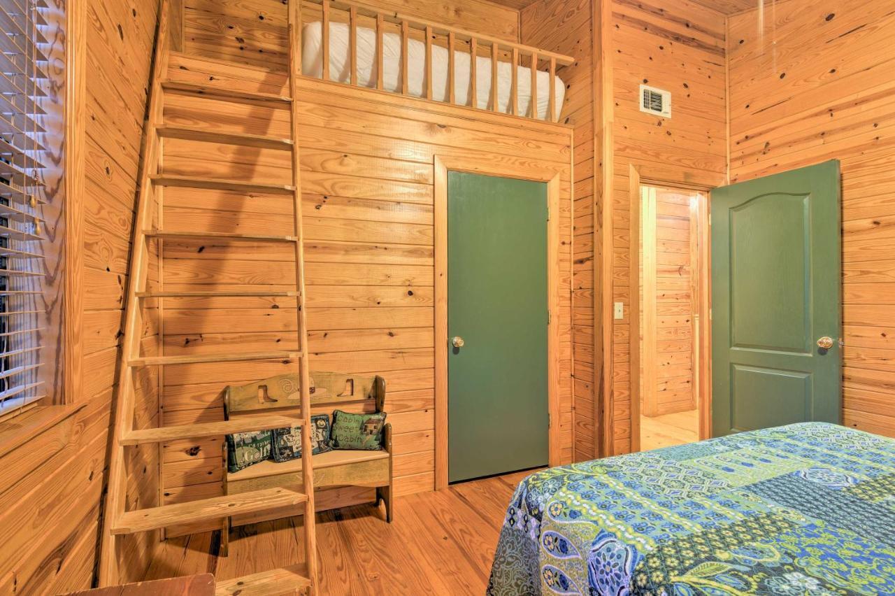Hochatown Hideaway With Hot Tub, Grill And Fire Pit! Villa Stephens Gap Екстериор снимка